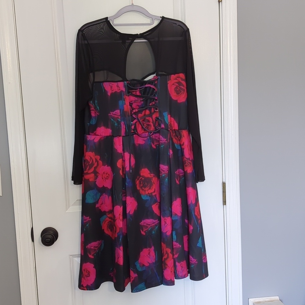 Torrid Plus Size Dress - Picture 3 of 4